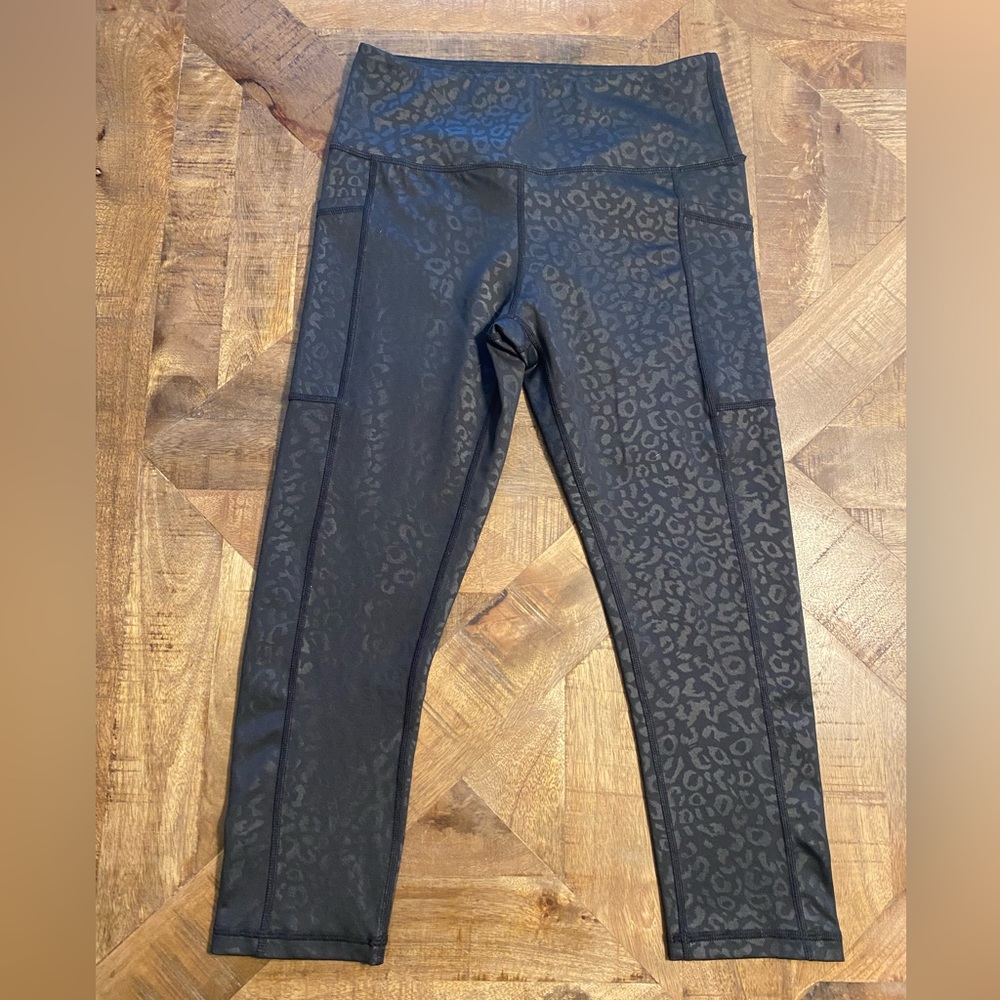 CVG Black Leopard Capri Leggings